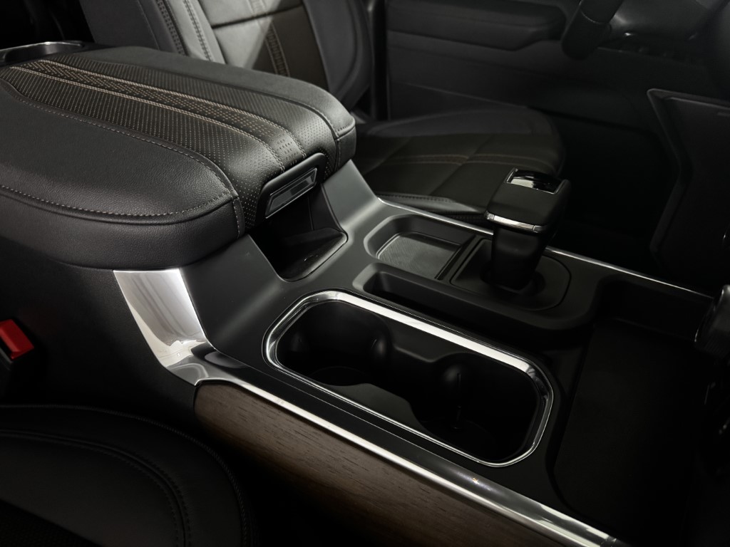 2026 Chevrolet Silverado 1500 High Country - Photo 96