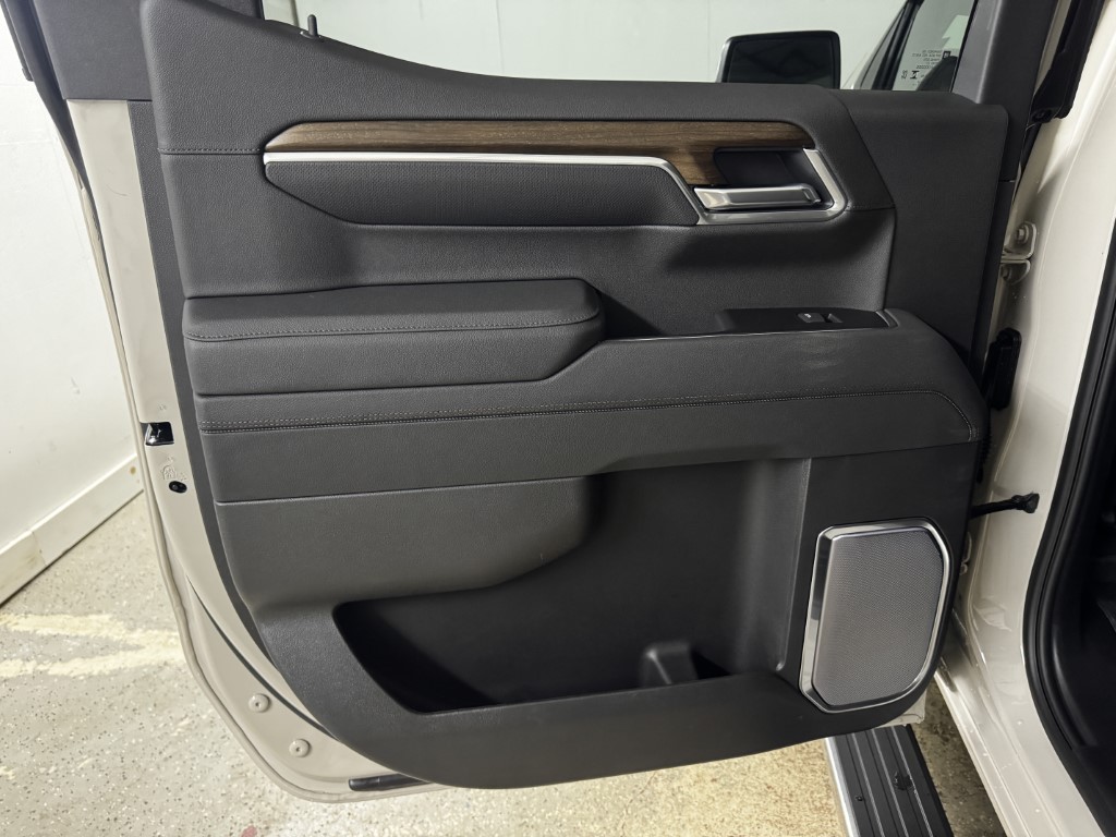 2026 Chevrolet Silverado 1500 High Country - Photo 69