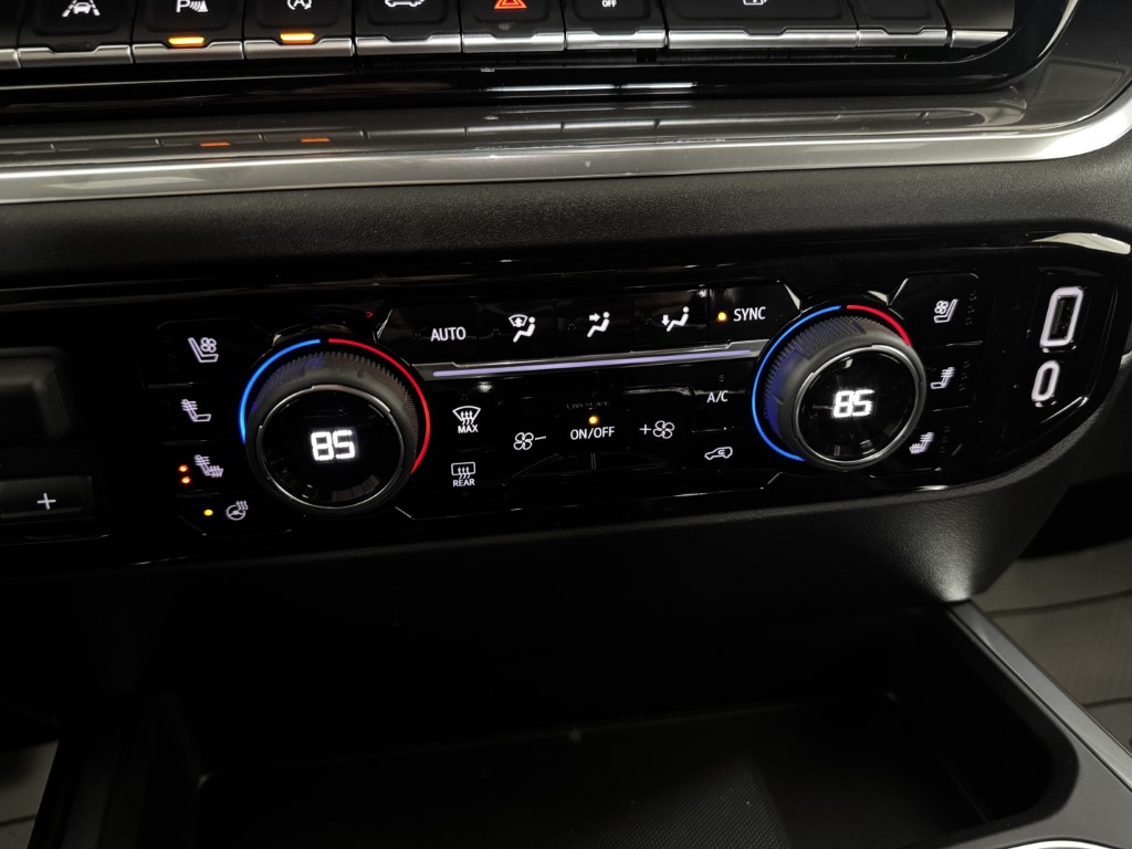 2026 Chevrolet Silverado 1500 High Country - Photo 37