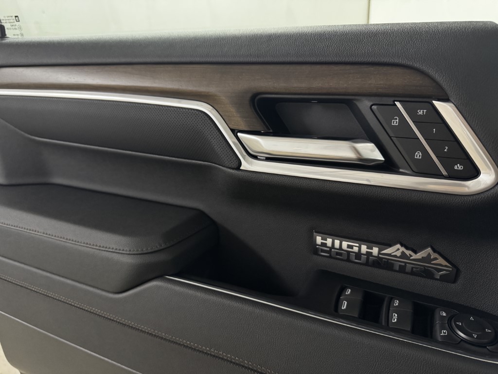 2026 Chevrolet Silverado 1500 High Country - Photo 68