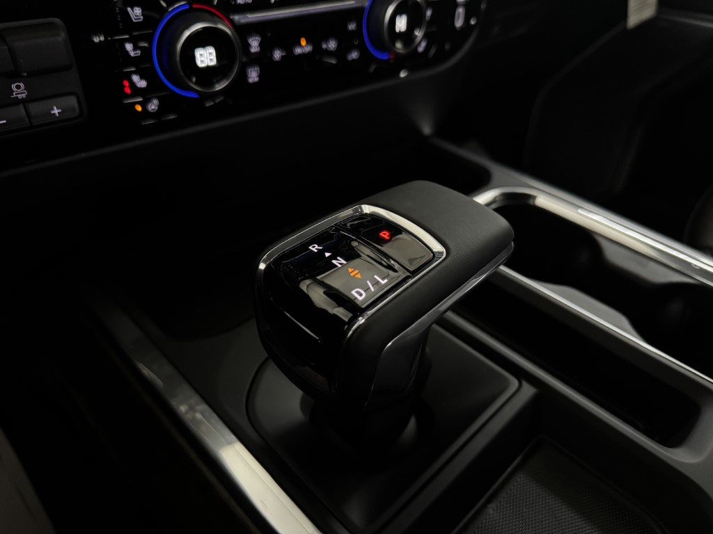 2026 Chevrolet Silverado 1500 High Country - Photo 35