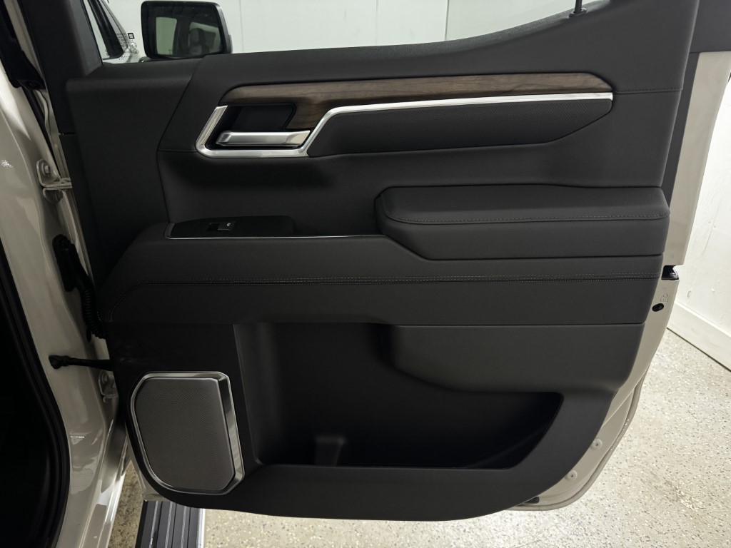 2026 Chevrolet Silverado 1500 High Country - Photo 81