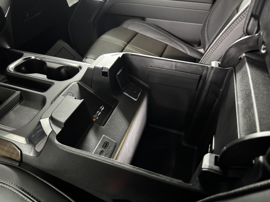 2026 Chevrolet Silverado 1500 High Country - Photo 30