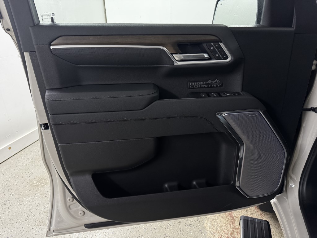 2026 Chevrolet Silverado 1500 High Country - Photo 20