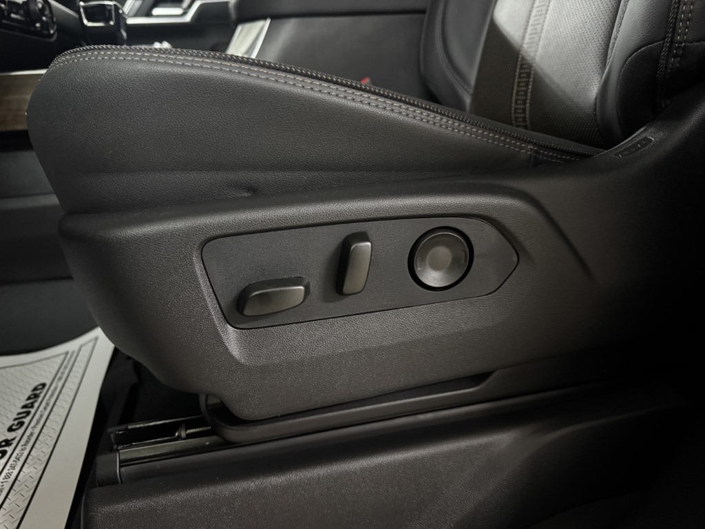 2026 Chevrolet Silverado 1500 High Country - Photo 25