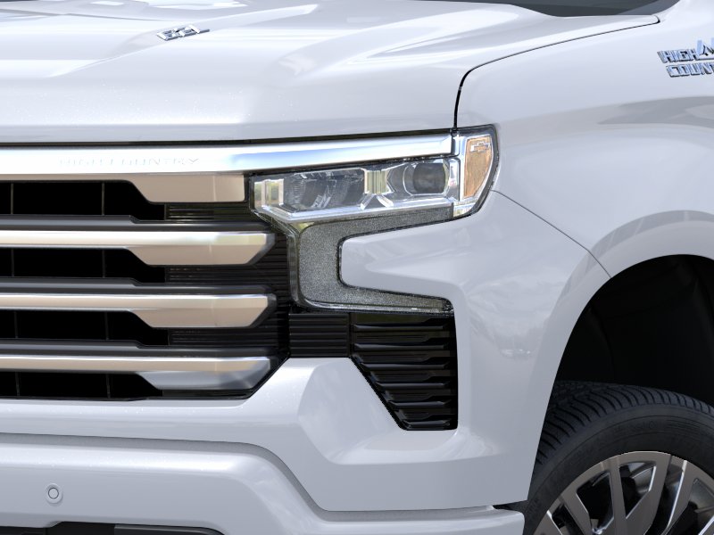 New 2026 Polar White Tricoat Chevrolet High Country image 10