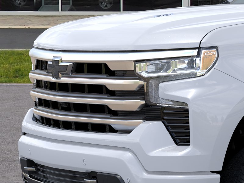 New 2026 Polar White Tricoat Chevrolet High Country image 13
