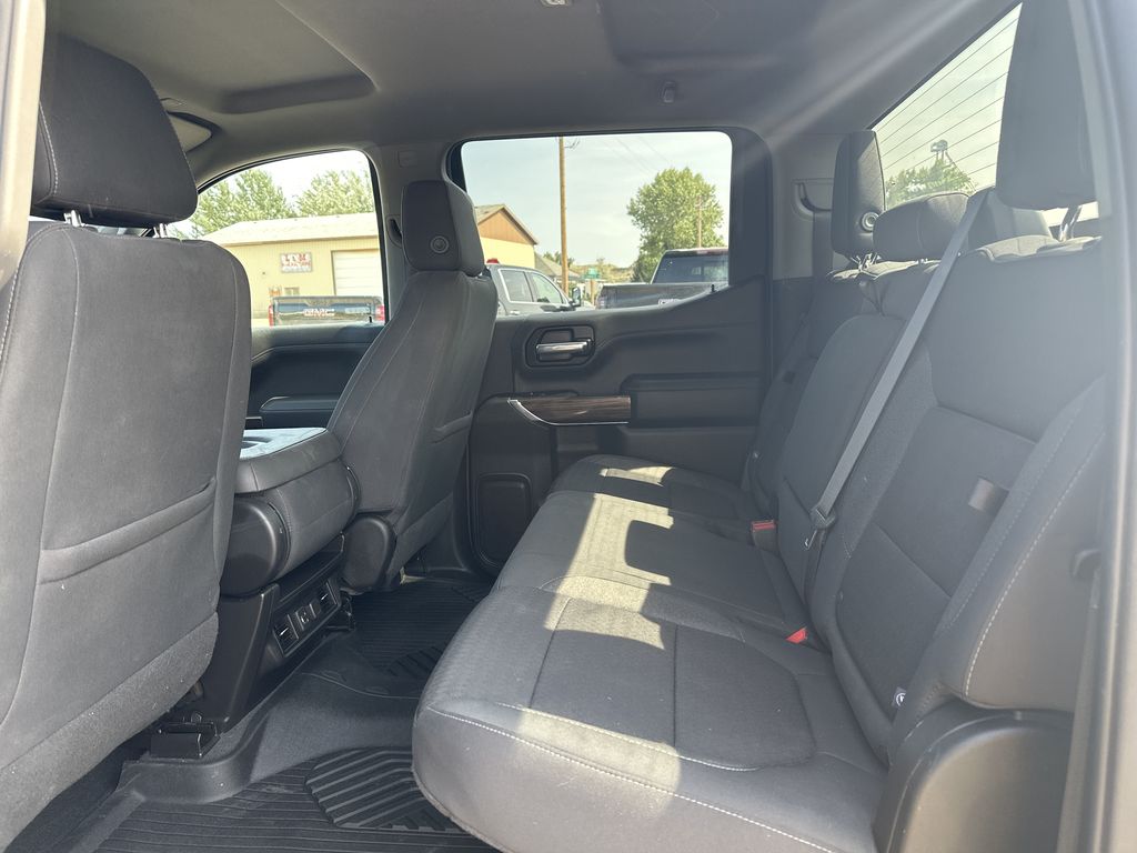 2022 Chevrolet Silverado 1500 RST photo 12