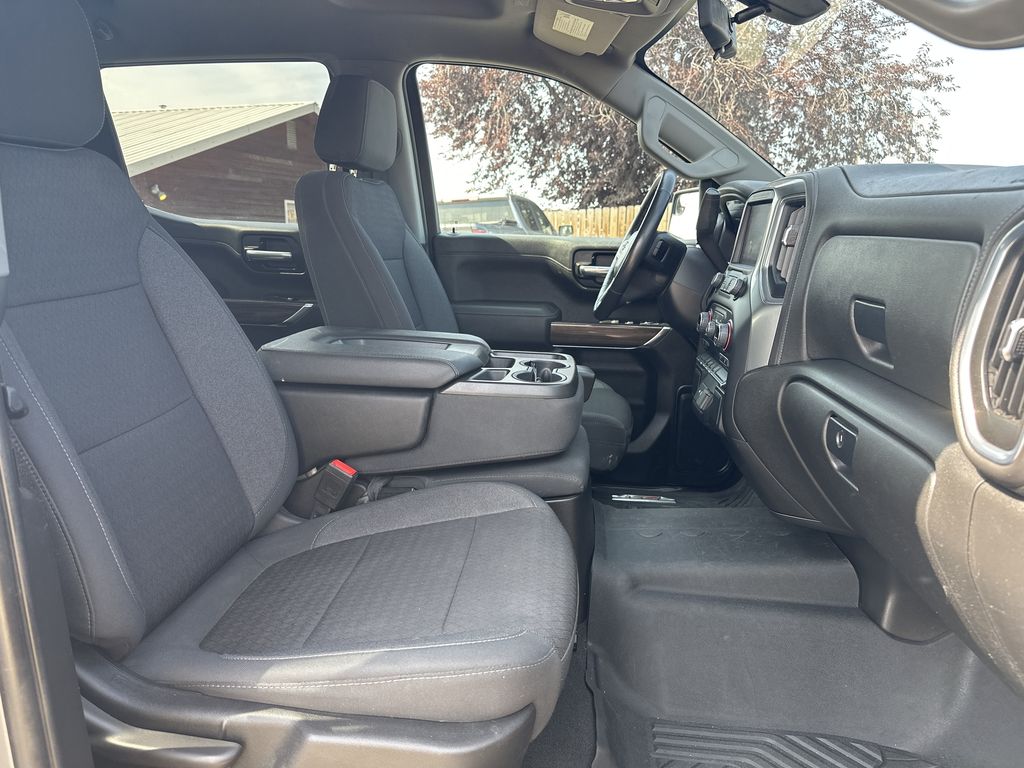 2022 Chevrolet Silverado 1500 RST photo 19