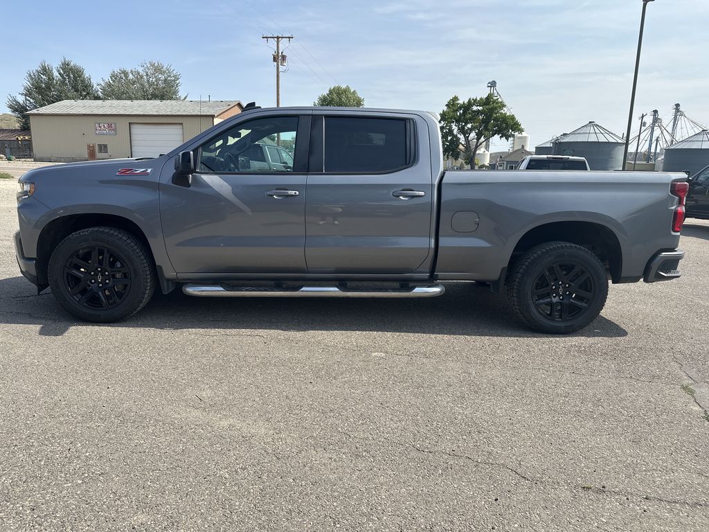 2022 Chevrolet Silverado 1500 RST photo 4