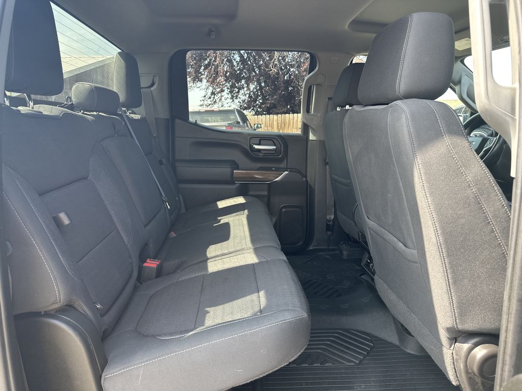 2022 Chevrolet Silverado 1500 RST photo 18
