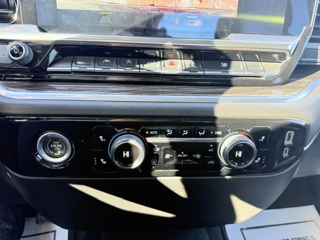 2022 Chevrolet Silverado 1500 RST - Photo 13