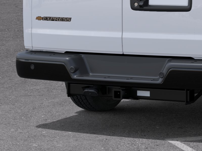 New 2025 Summit White Chevrolet WT image 40
