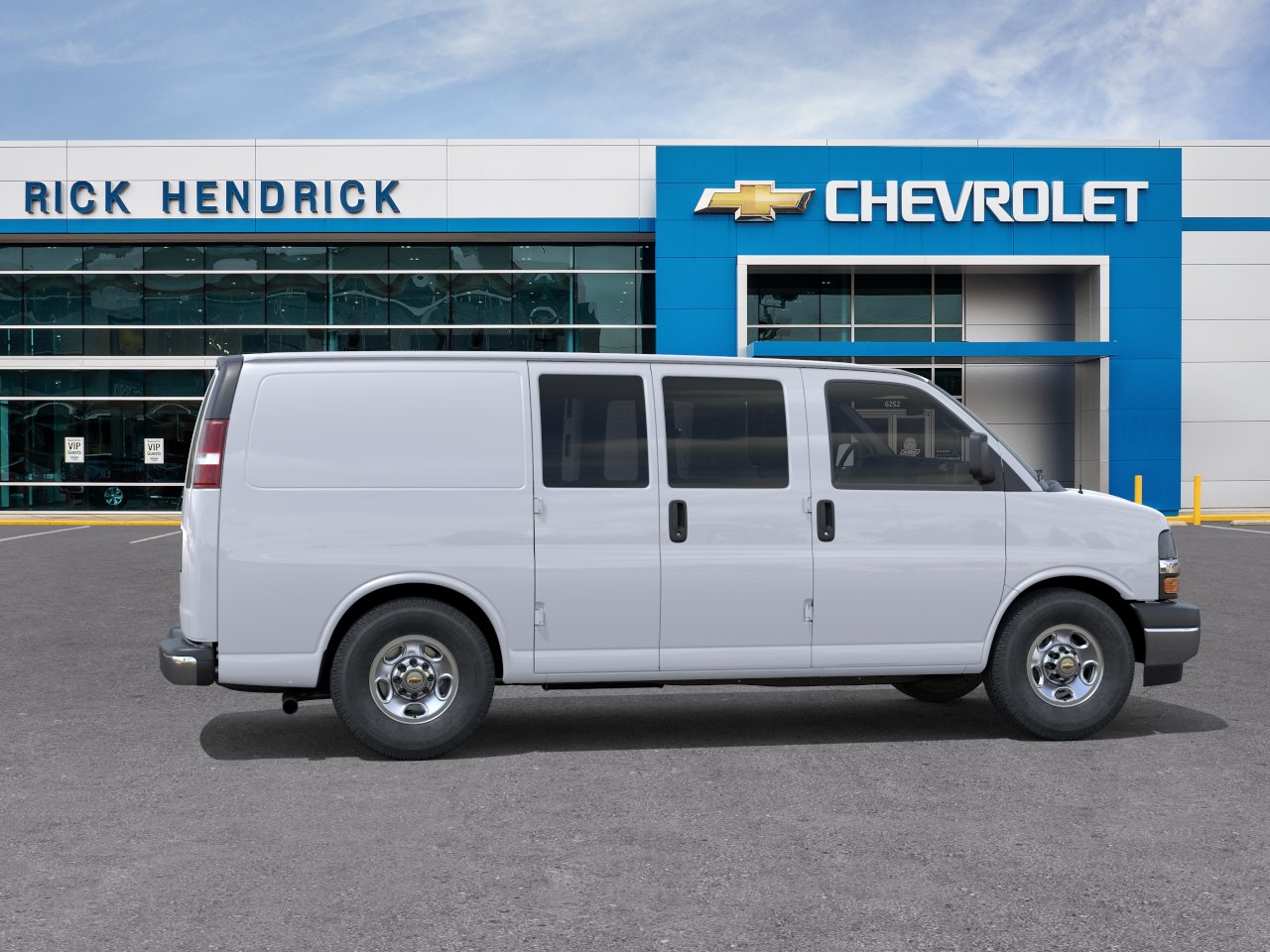New 2026 Summit White Chevrolet WT image 30