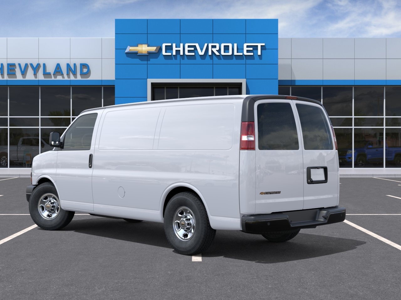 New 2026 Summit White Chevrolet WT image 27