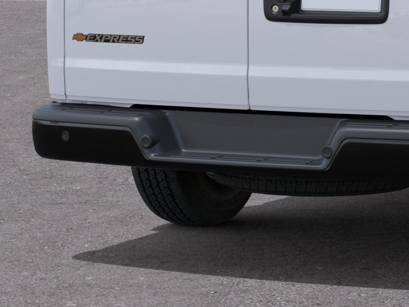 New 2026 Summit White Chevrolet WT image 14