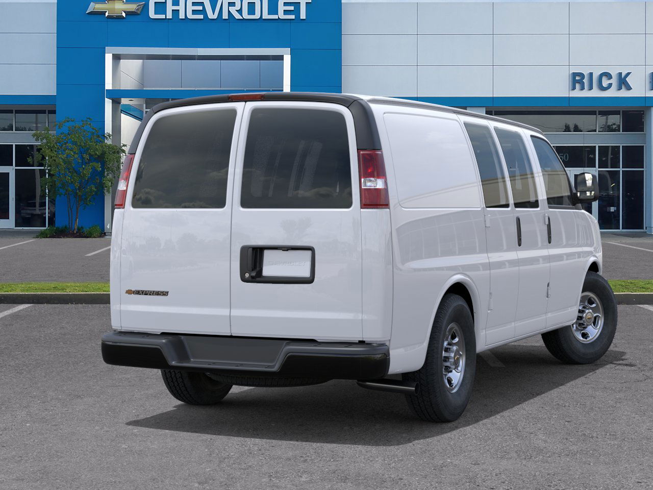New 2026 Summit White Chevrolet WT image 30