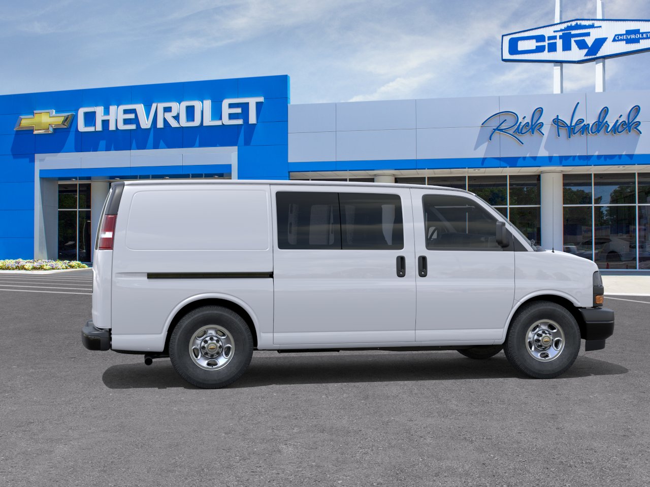 New 2026 Summit White Chevrolet WT image 32