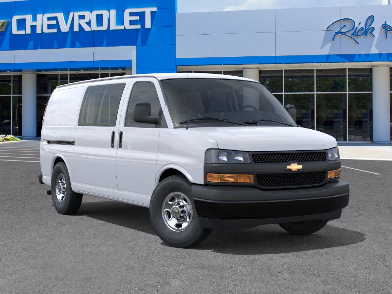 New 2026 Summit White Chevrolet WT image 34