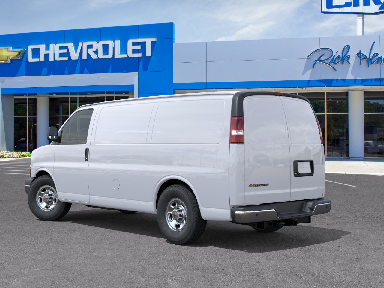 New 2026 Summit White Chevrolet WT image 29