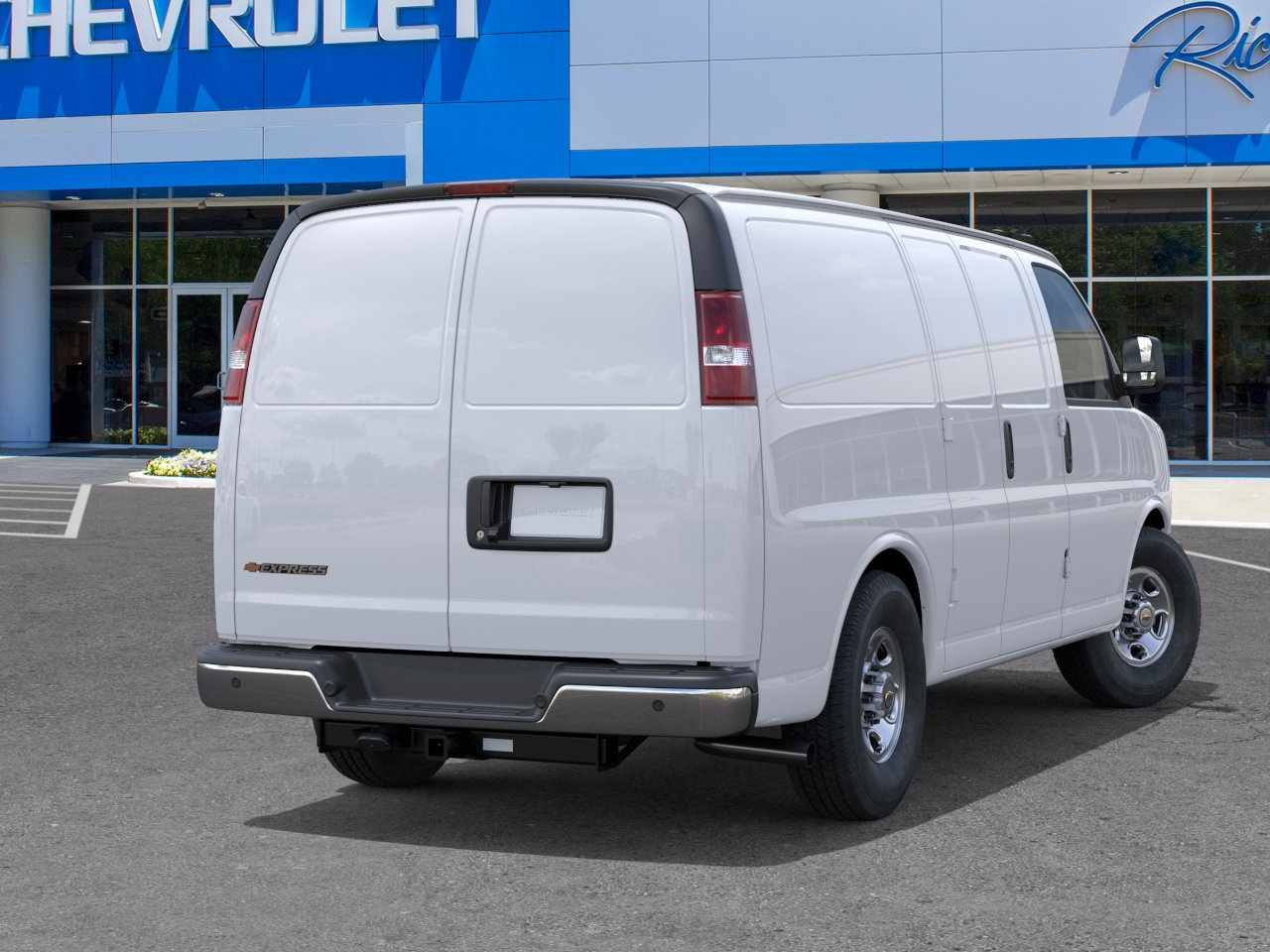 New 2026 Summit White Chevrolet WT image 30