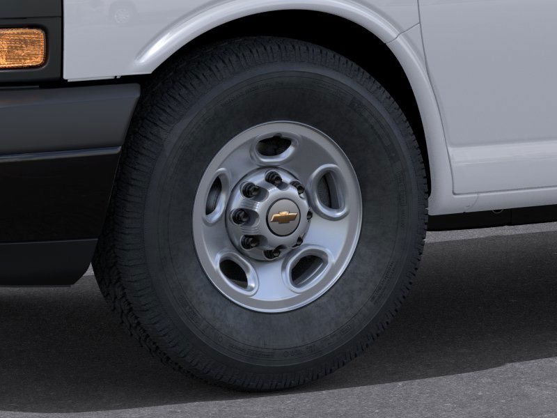 2025 Chevrolet Express Cargo 2500 photo 9