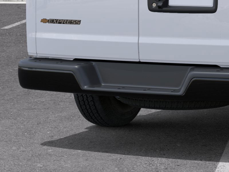 New 2025 Summit White Chevrolet WT image 53