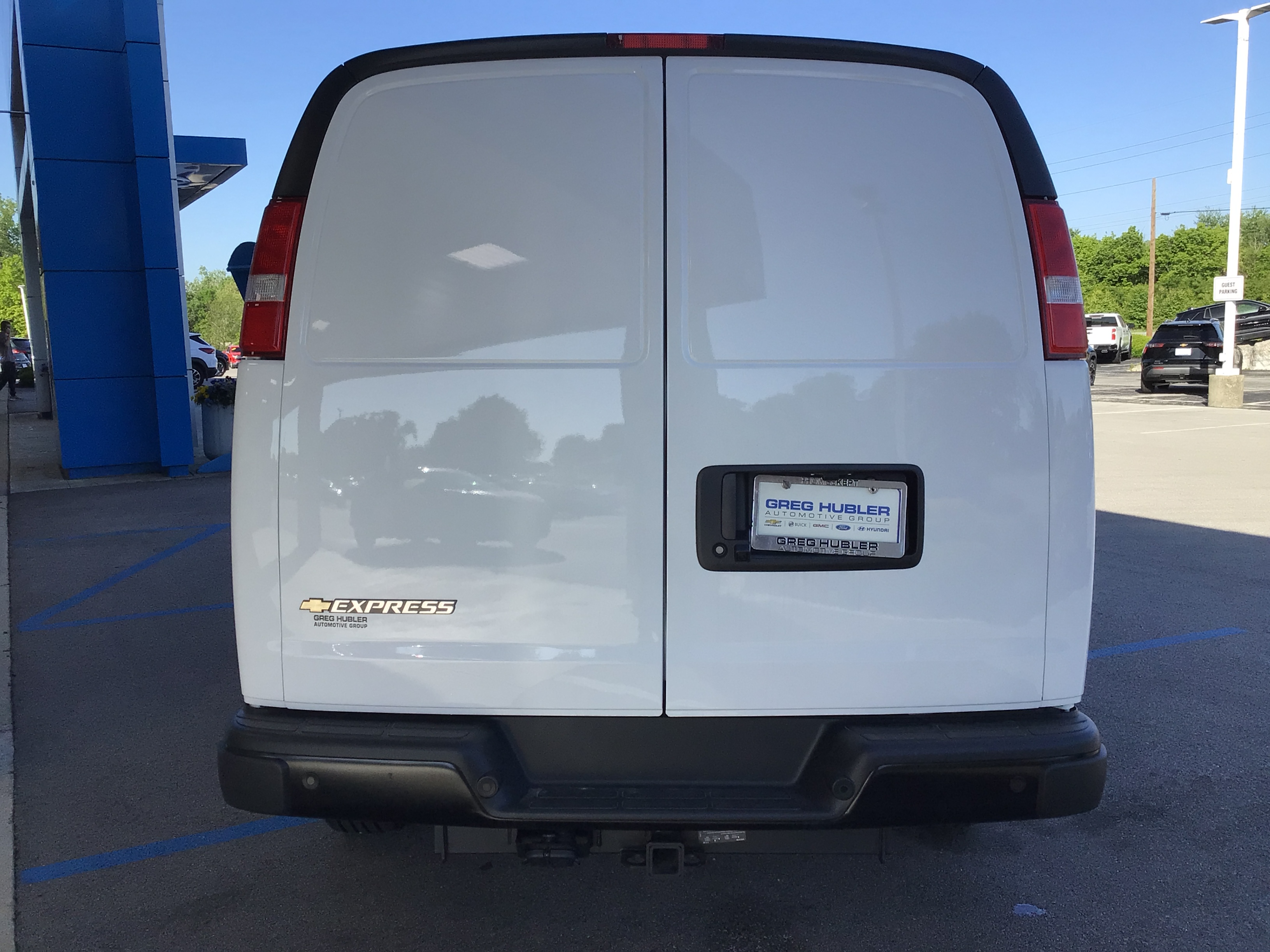 2025 Chevrolet Express Cargo Work Van - Photo 7