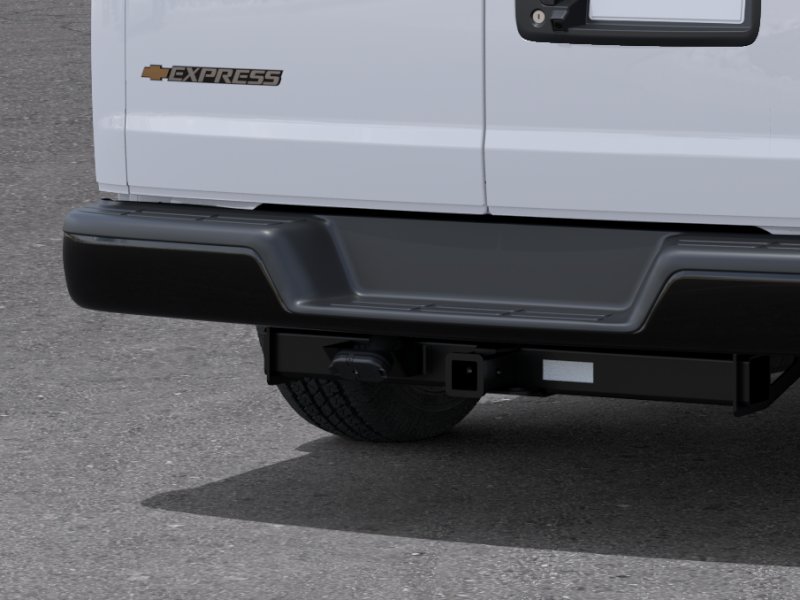 New 2026 Summit White Chevrolet WT image 14