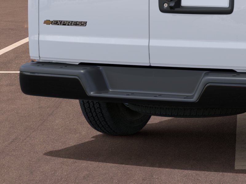 New 2026 Summit White Chevrolet 1WT image 38