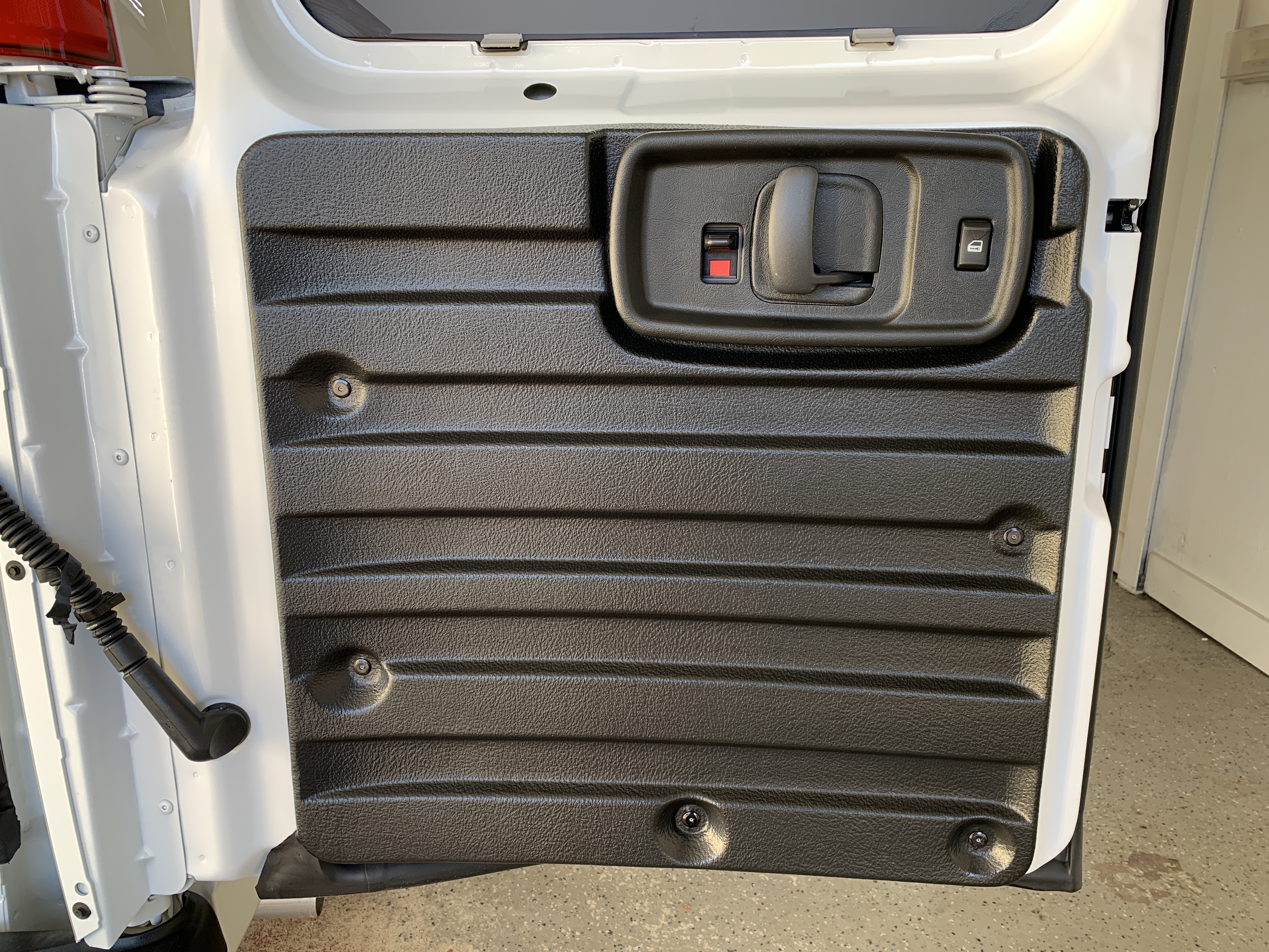2025 Chevrolet Express Cargo Work Van - Photo 46