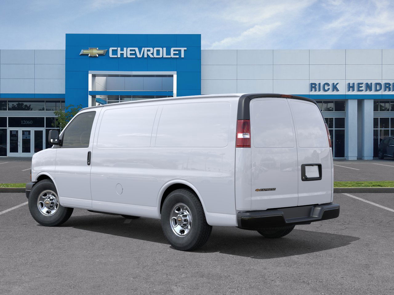 New 2026 Summit White Chevrolet WT image 29