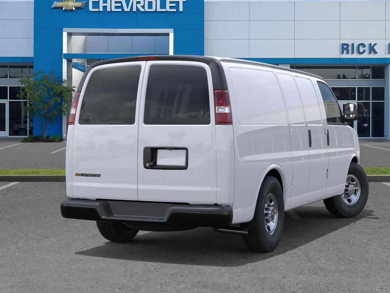 New 2026 Summit White Chevrolet WT image 30