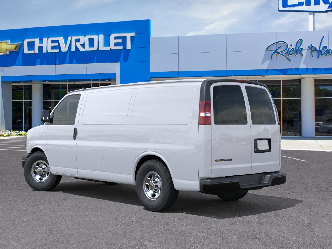 New 2026 Summit White Chevrolet WT image 32