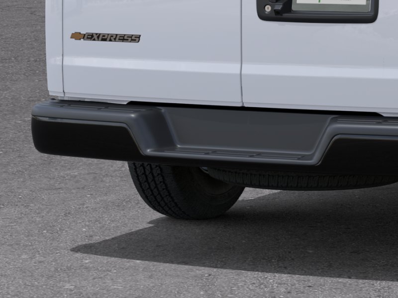 New 2026 Summit White Chevrolet 1WT image 40