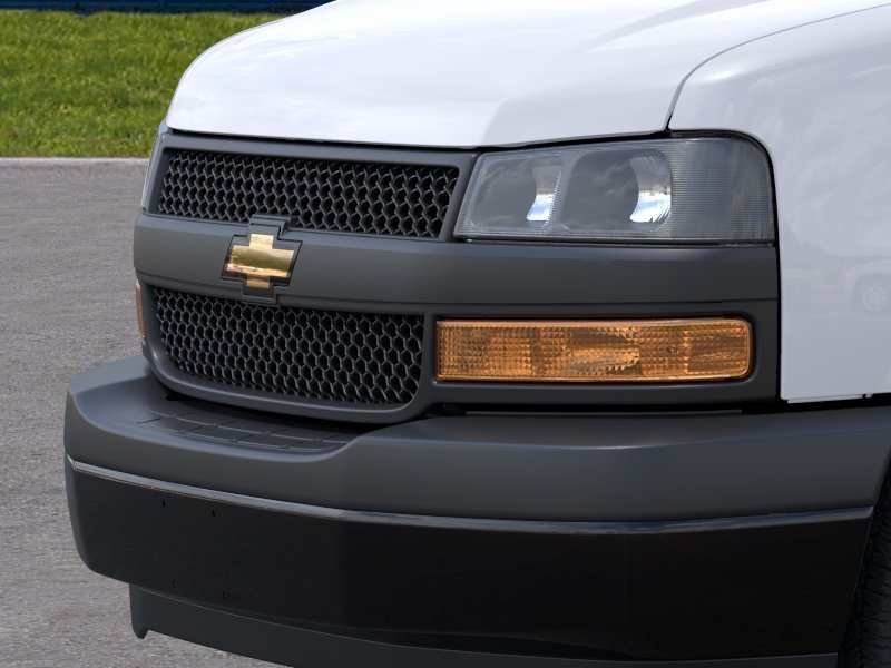 2027 Chevrolet Express Cargo Work Van - Photo 44