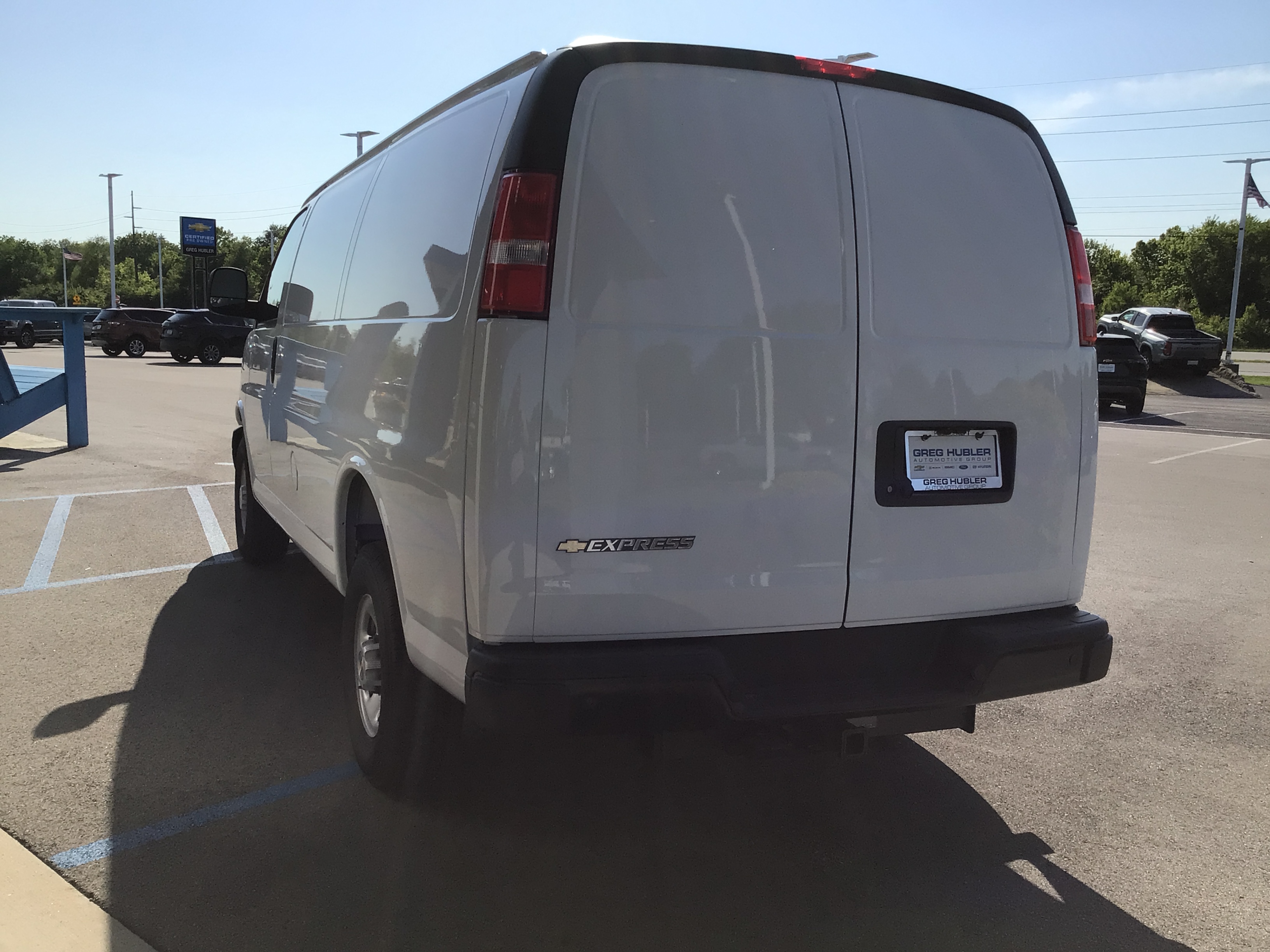 2025 Chevrolet Express Cargo Work Van - Photo 9