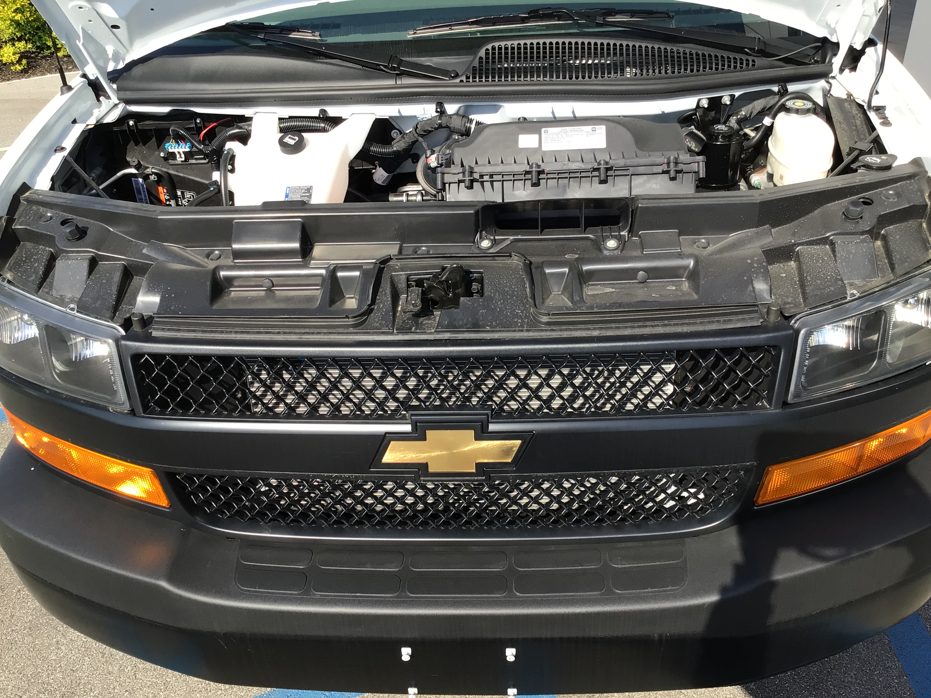 2025 Chevrolet Express Cargo Work Van - Photo 28