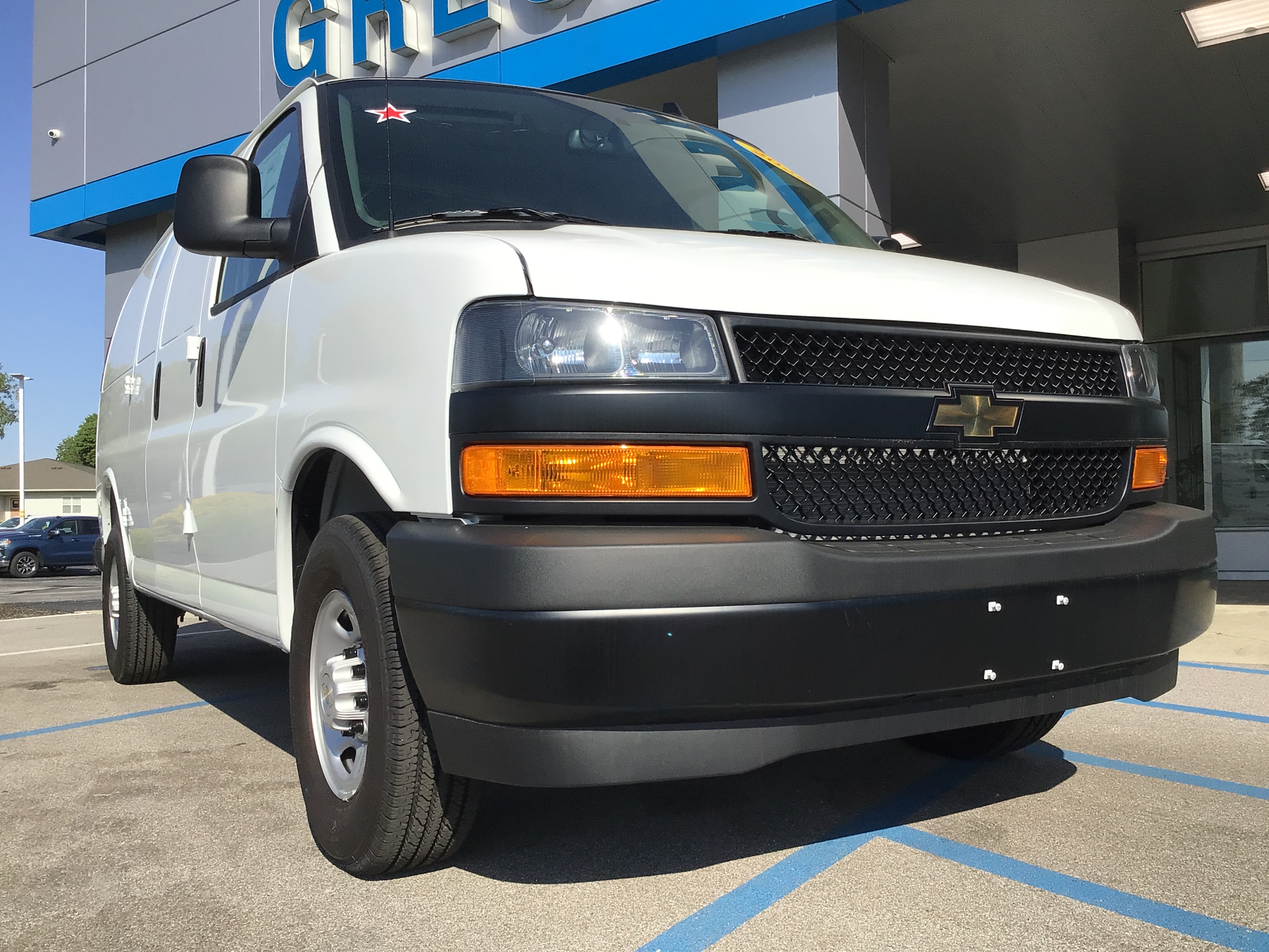 2025 Chevrolet Express Cargo Work Van - Photo 32