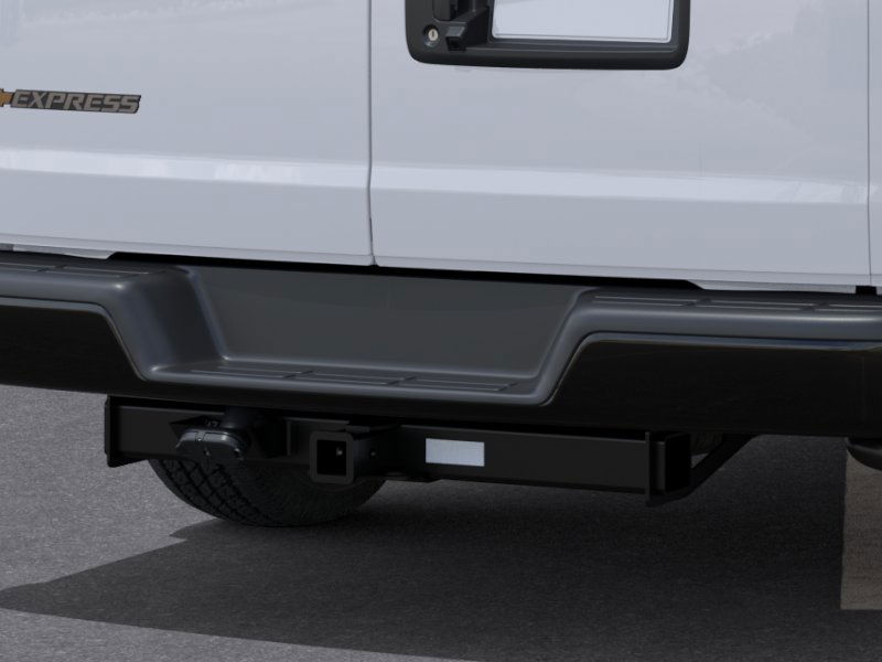New 2025 Summit White Chevrolet WT image 49