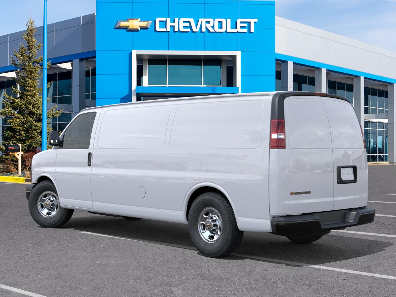 New 2026 Summit White Chevrolet WT image 27