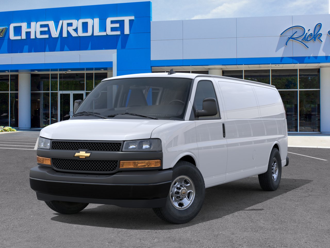 New 2026 Summit White Chevrolet WT image 32