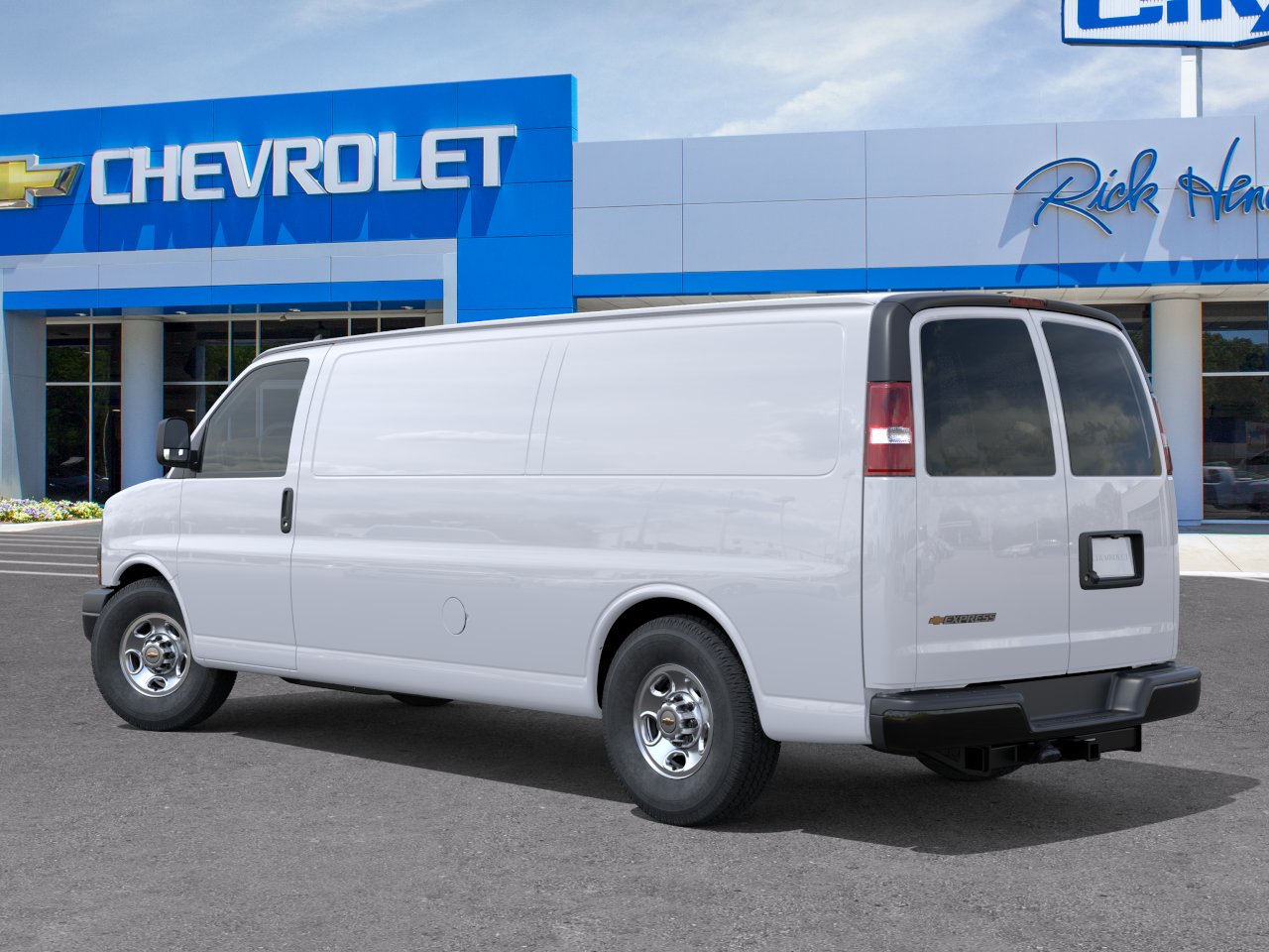 New 2026 Summit White Chevrolet WT image 29