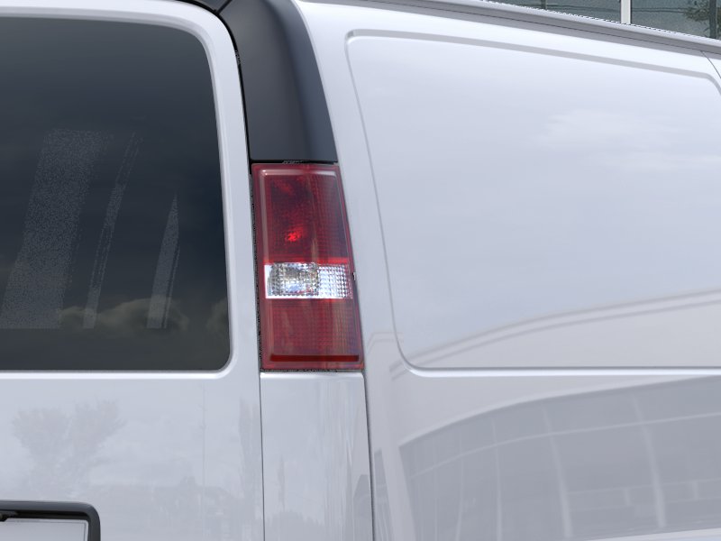 New 2026 Summit White Chevrolet WT image 50