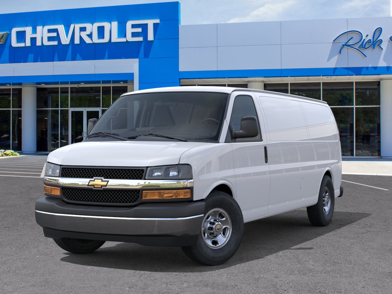 New 2026 Summit White Chevrolet WT image 32