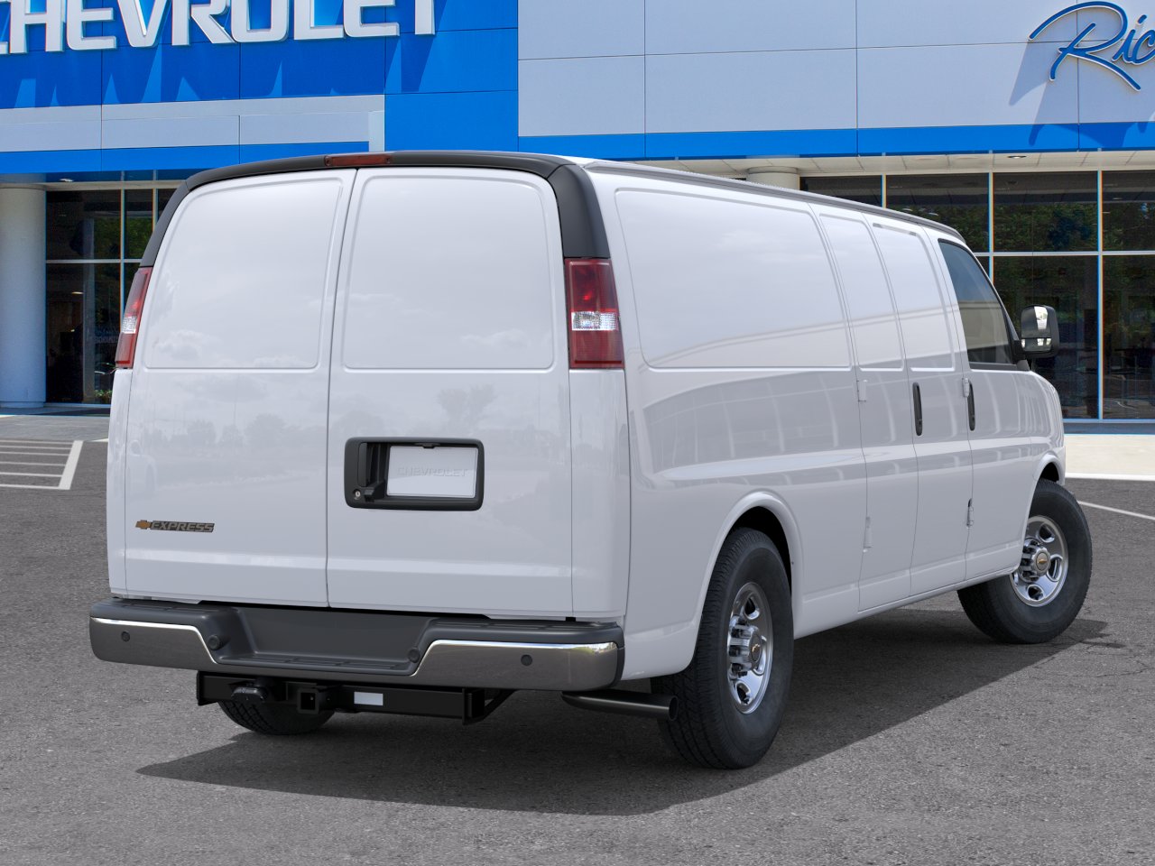New 2026 Summit White Chevrolet WT image 30