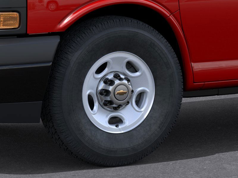 2025 Chevrolet Express Cargo 2500 photo 9