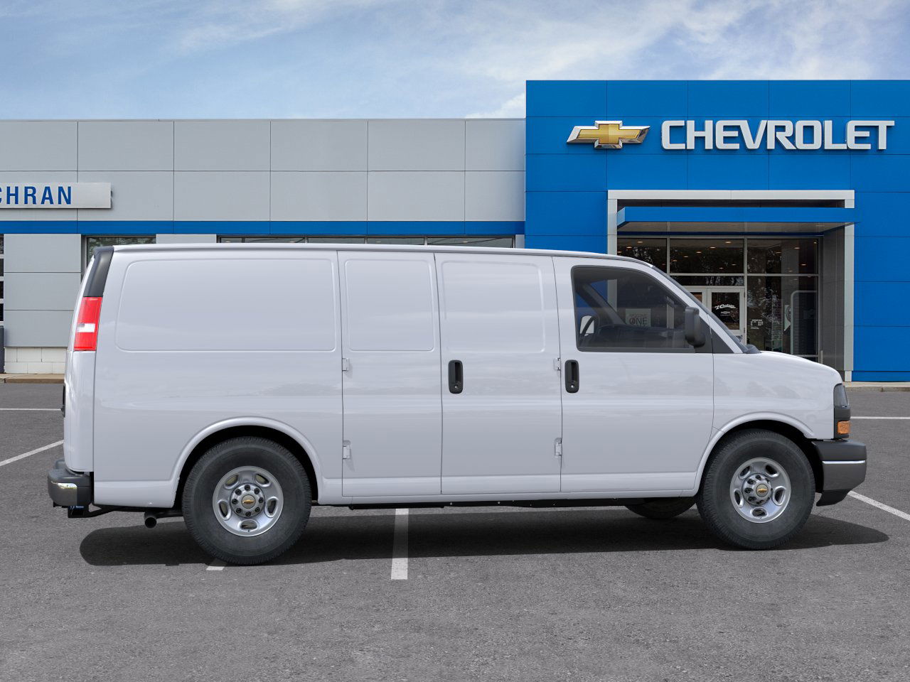 2025 Chevrolet Express Cargo 3500 photo 5