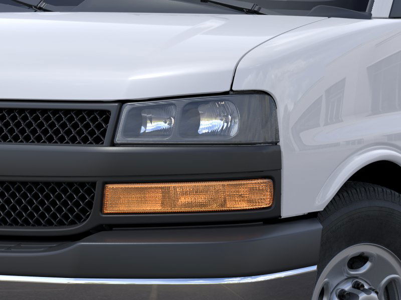 2025 Chevrolet Express Cargo 3500 photo 10