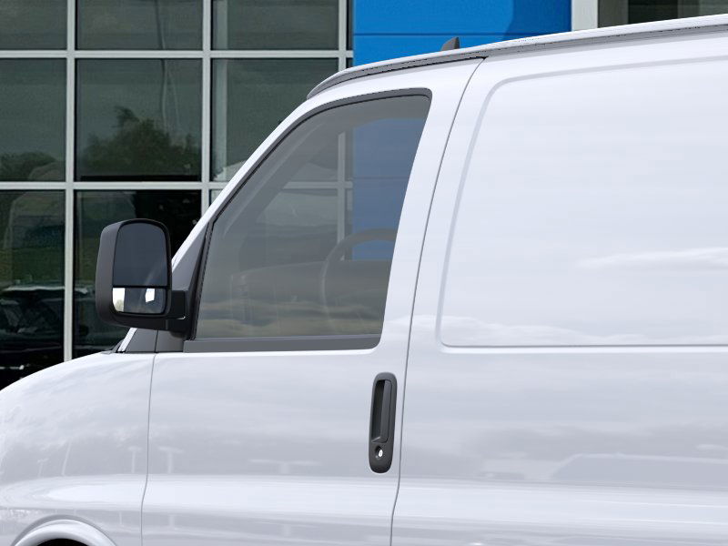 New 2025 Summit White Chevrolet WT image 56